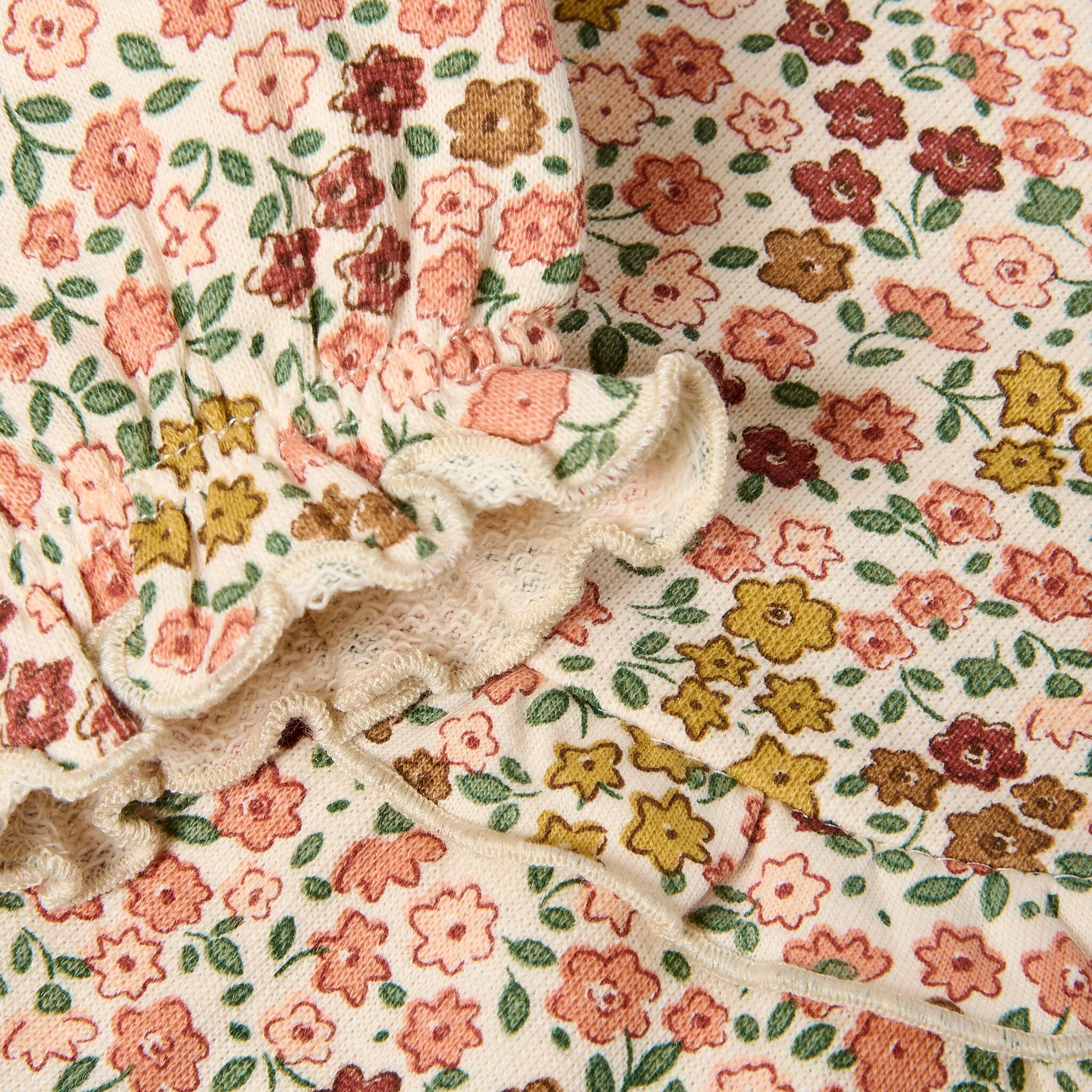 Vestido de manga comprida com estampado floral rosa